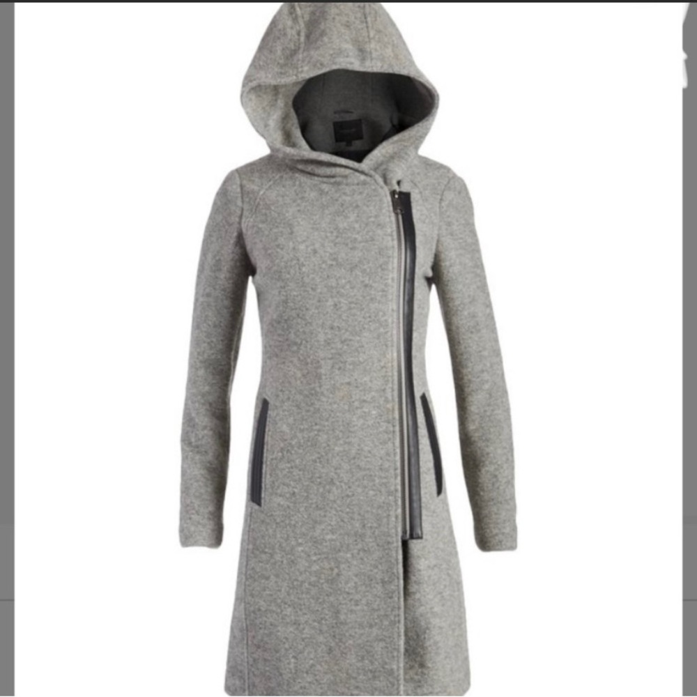 Women’s Light Gray Marc New York winter coat size 6